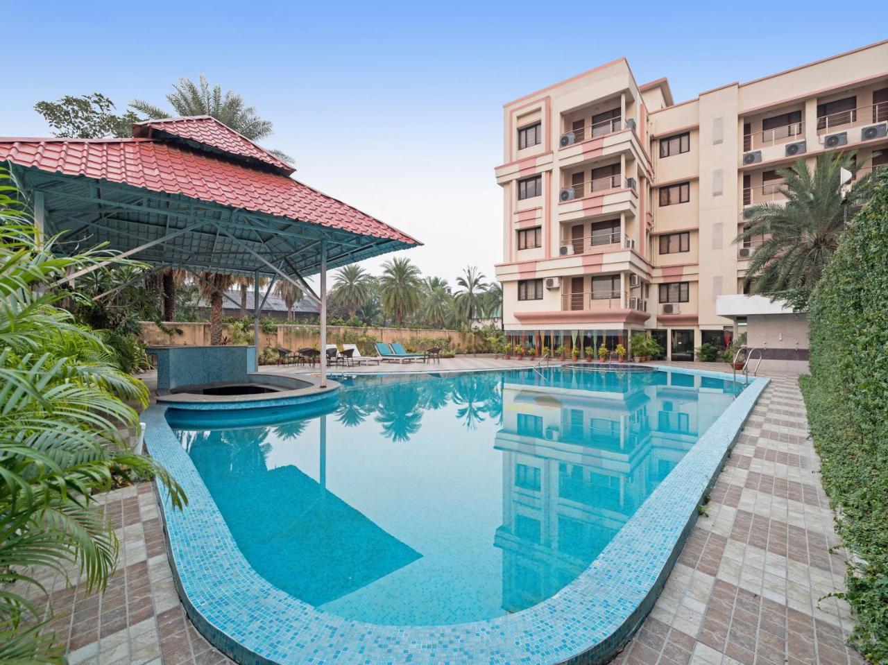 Capital O 19639 Lbd Resorts & Hotels Kolkata Exterior photo