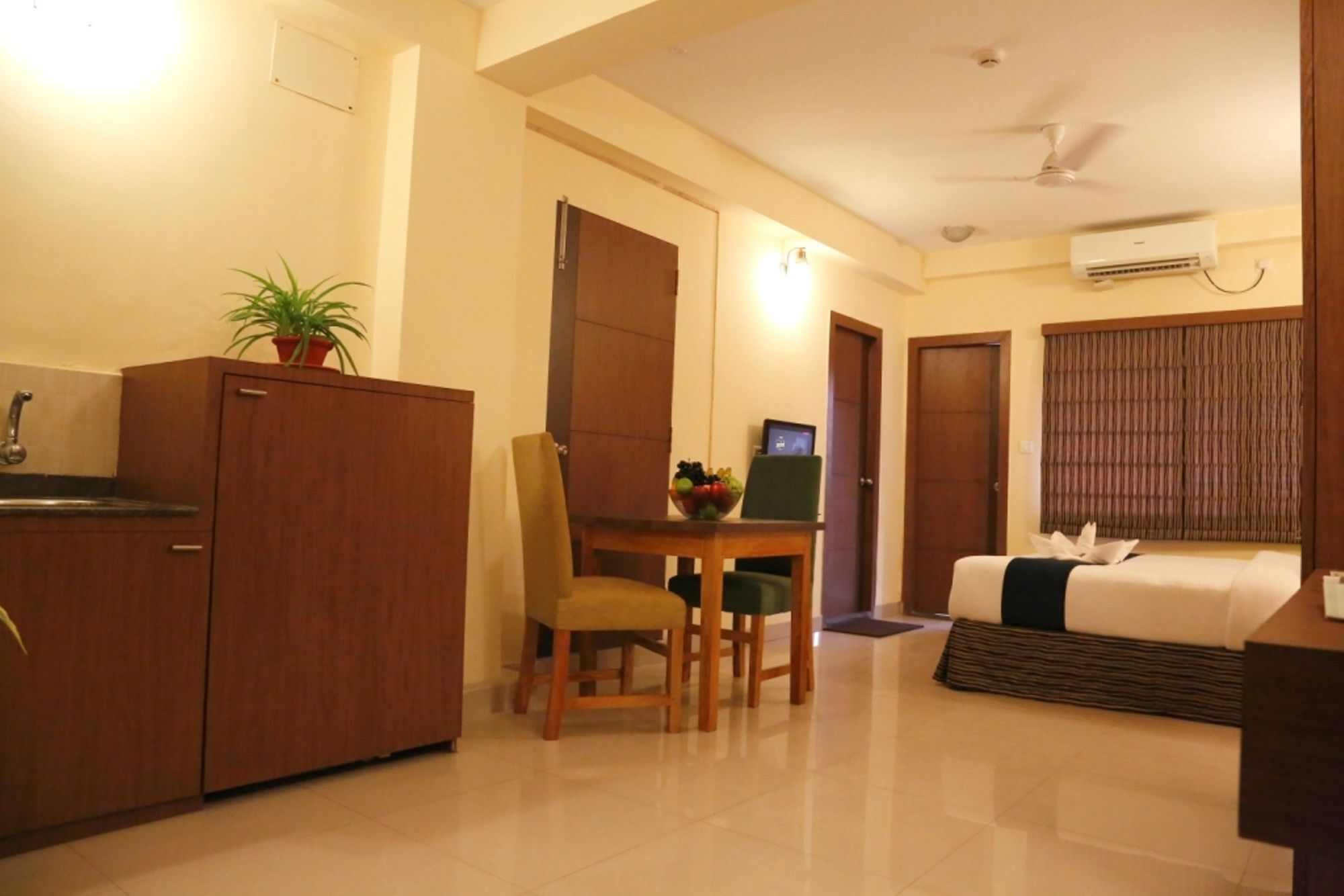 Capital O 19639 Lbd Resorts & Hotels Kolkata Exterior photo